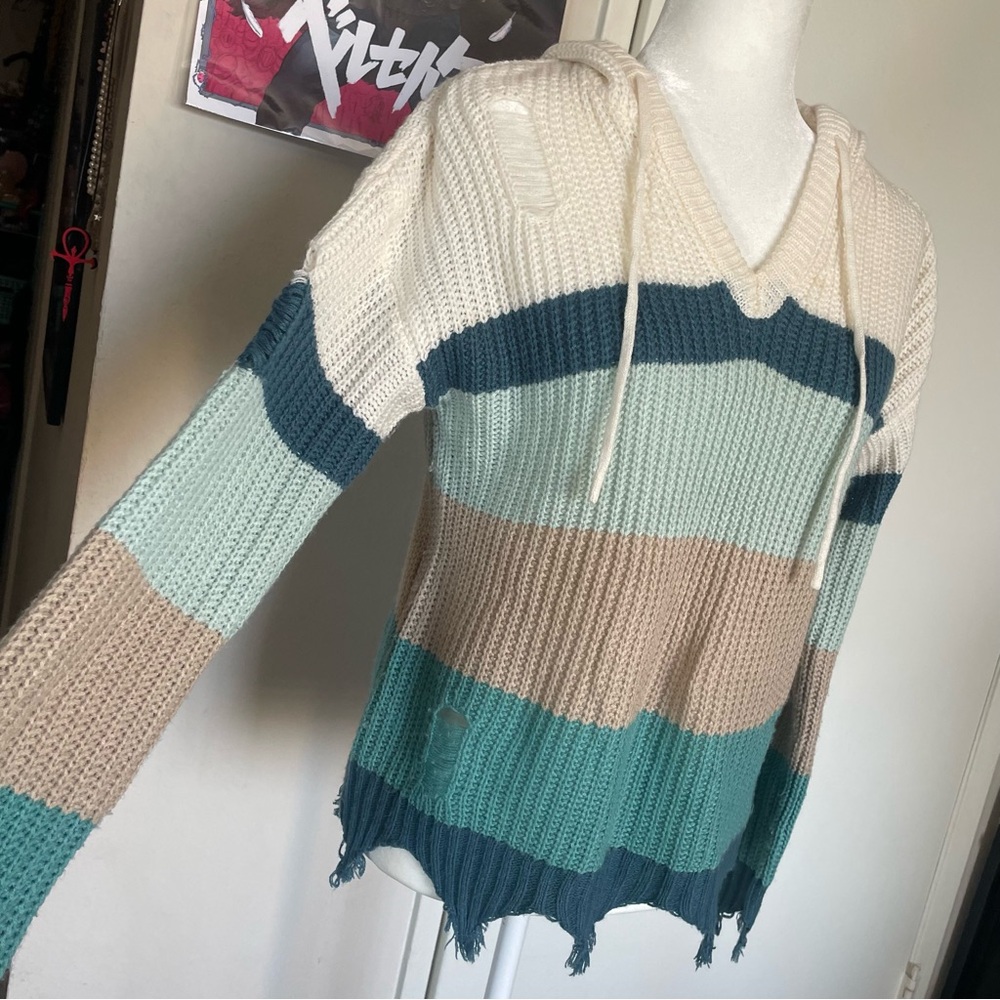 large blue stripped knit hoodie